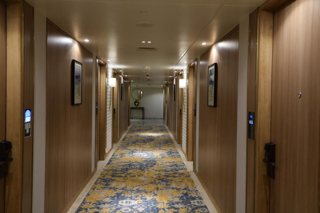 Bellevue Sarovar Premiere Junagadh Exterior photo